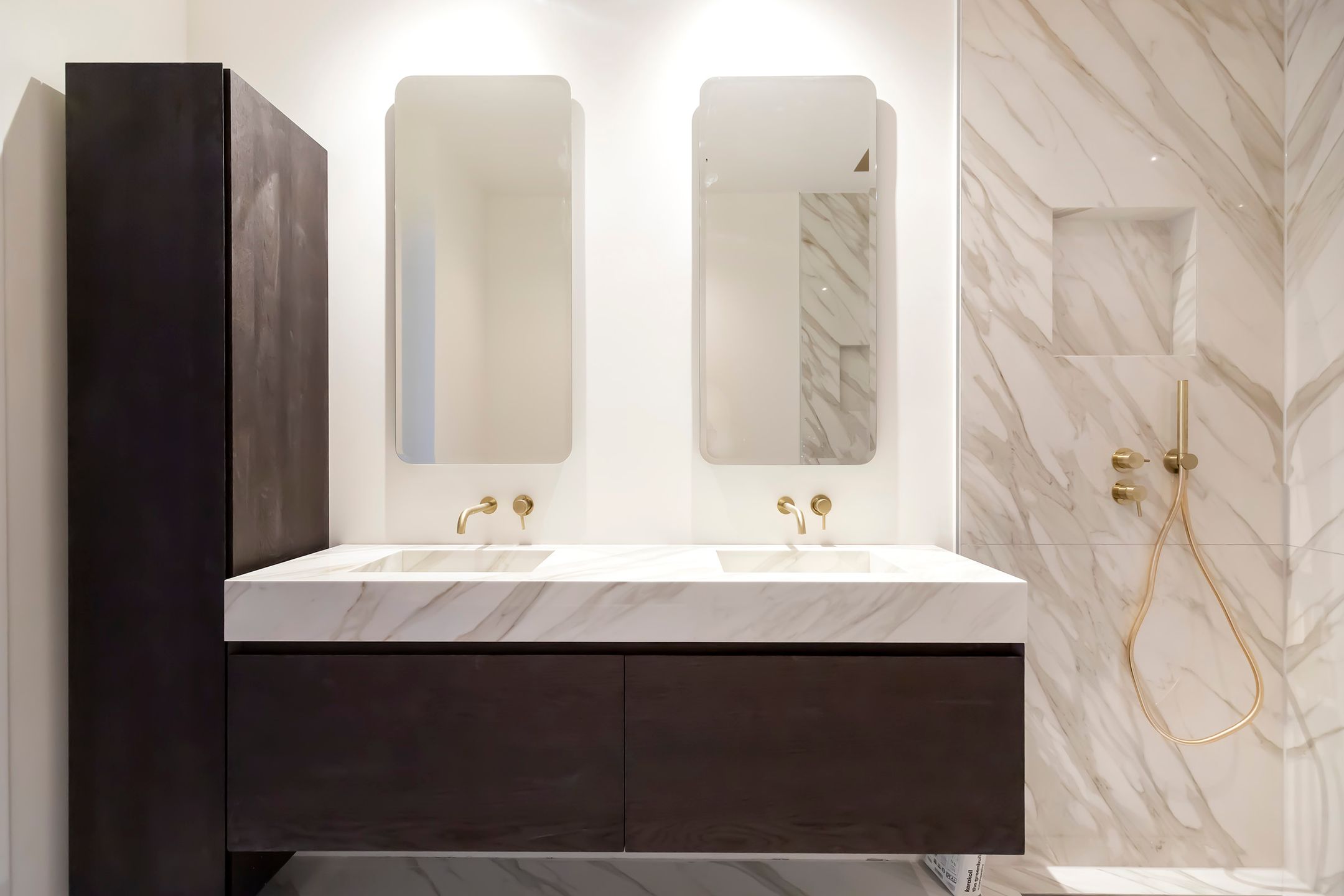 Photo 21 of Valeriusstraat 137-3