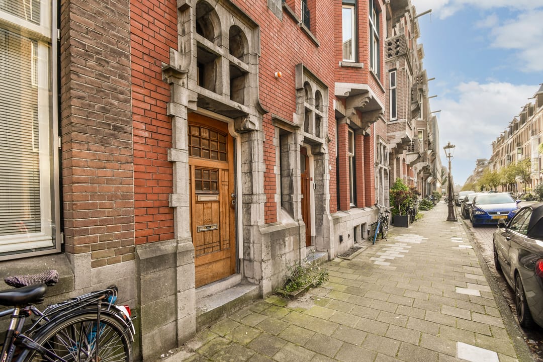 Photo 28 of Valeriusstraat 137-3