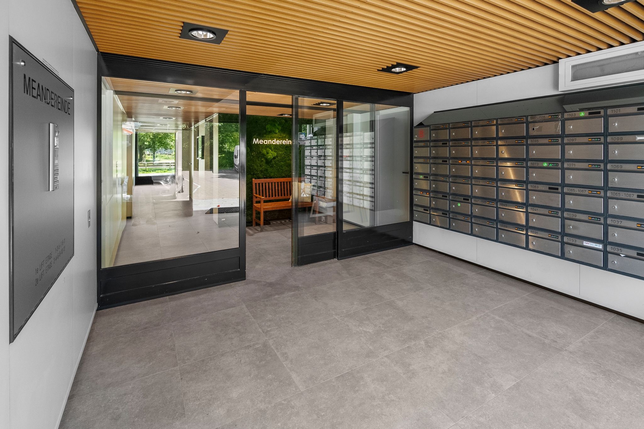 Photo 21 of Meander 1059