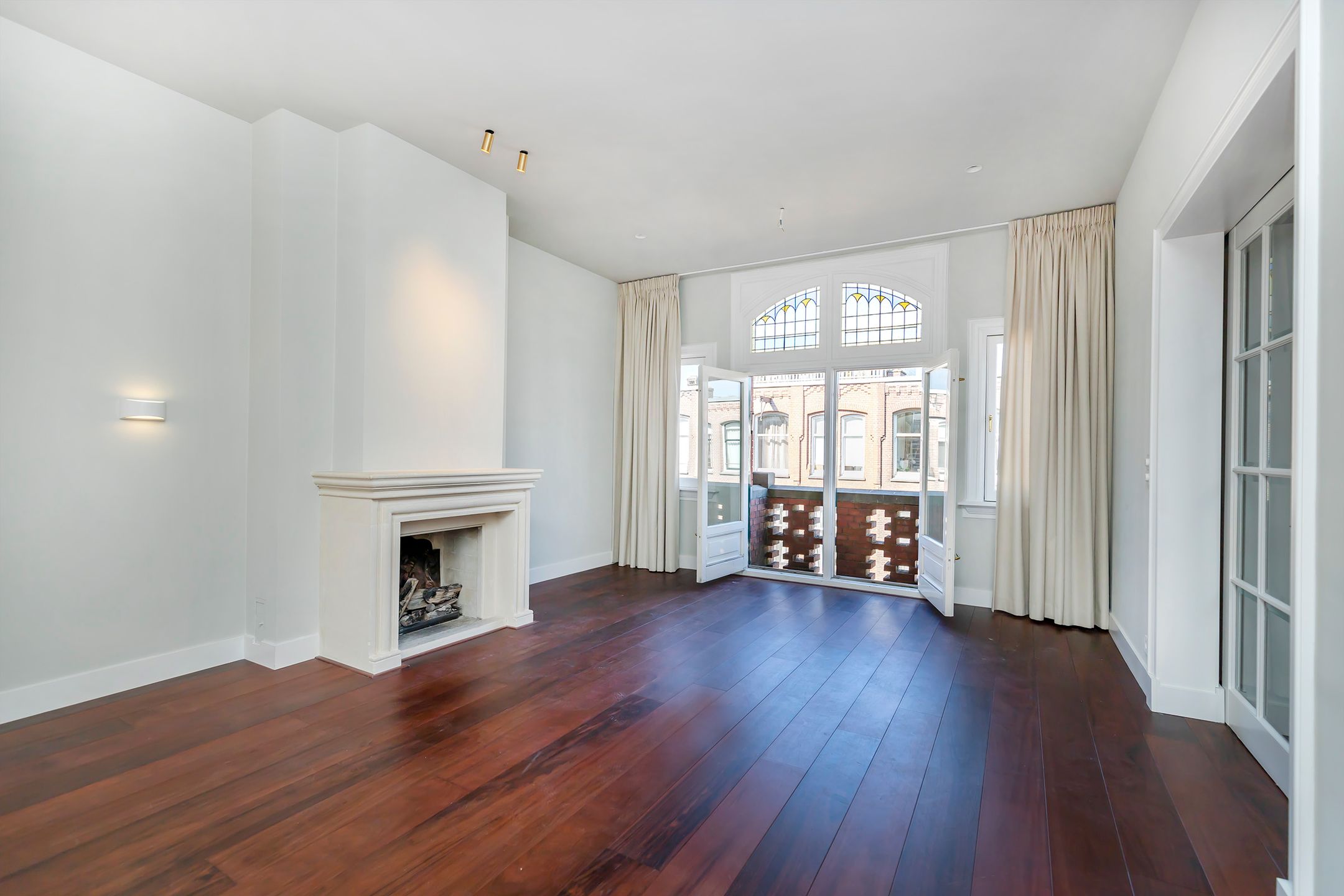 Photo 9 of Valeriusstraat 137-3