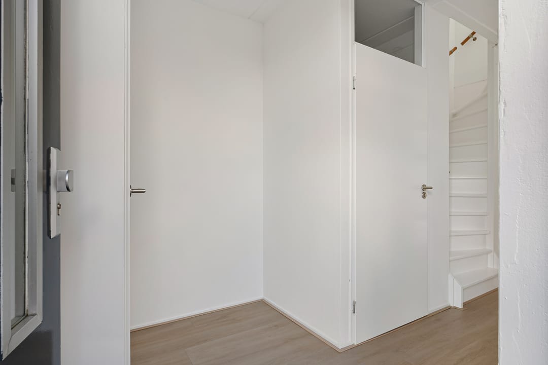 Photo 11 of Schuur 87