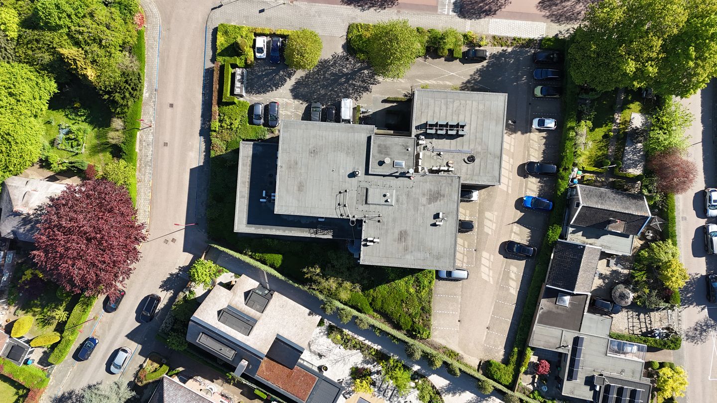 Bekijk foto 2 van Stationsweg 78-d