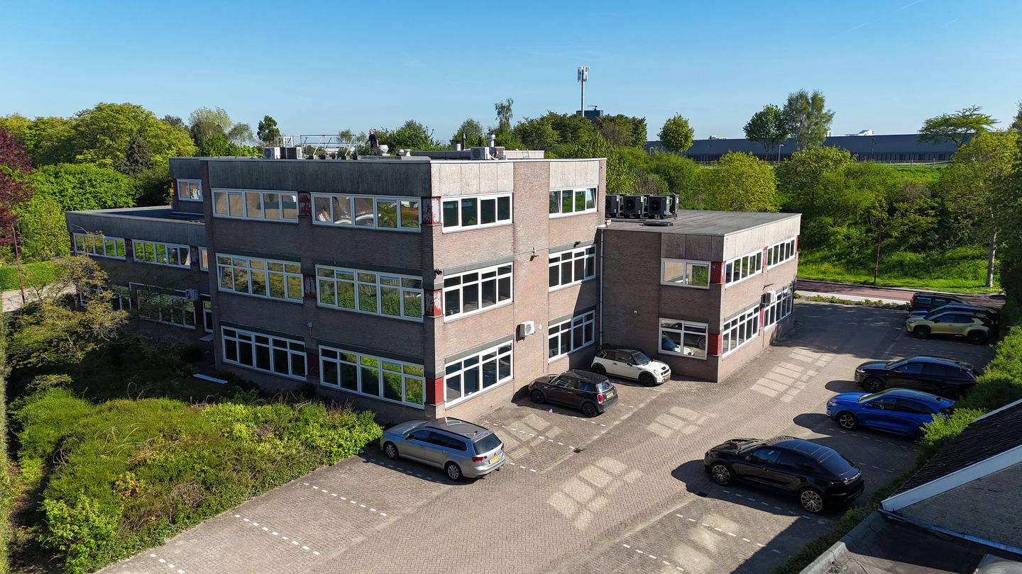 Bekijk foto 4 van Stationsweg 78-d