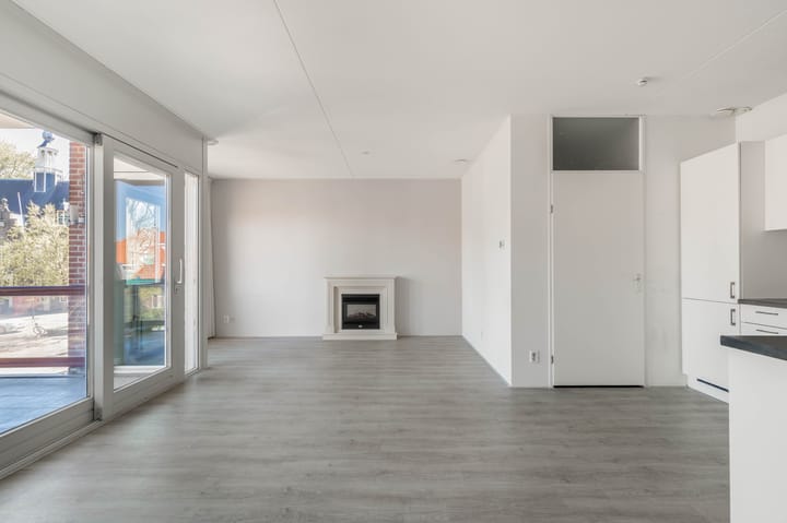 Photo 3 of Torenstraat 4-B