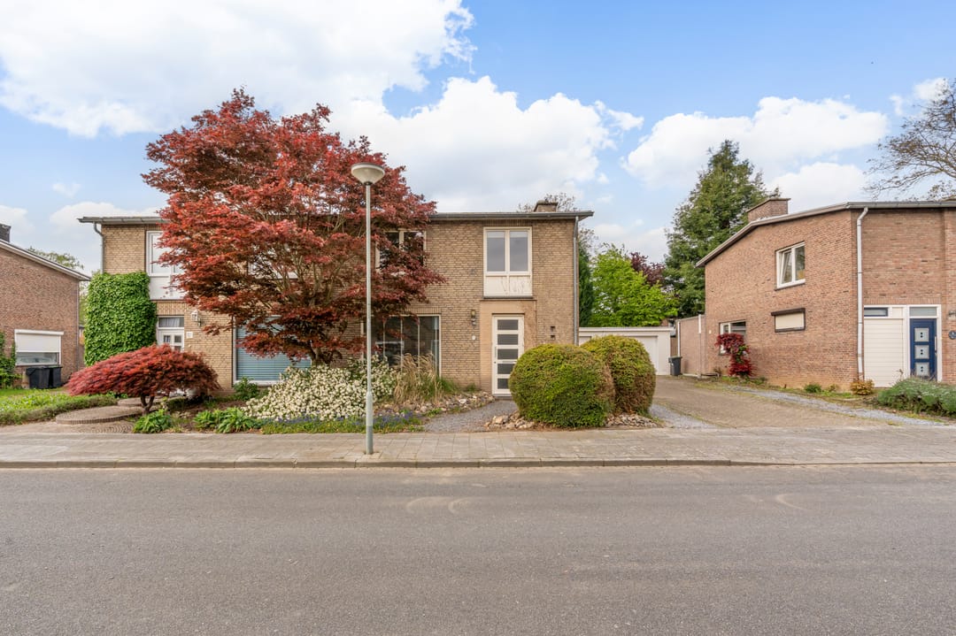 Photo 32 of Kochstraat 8