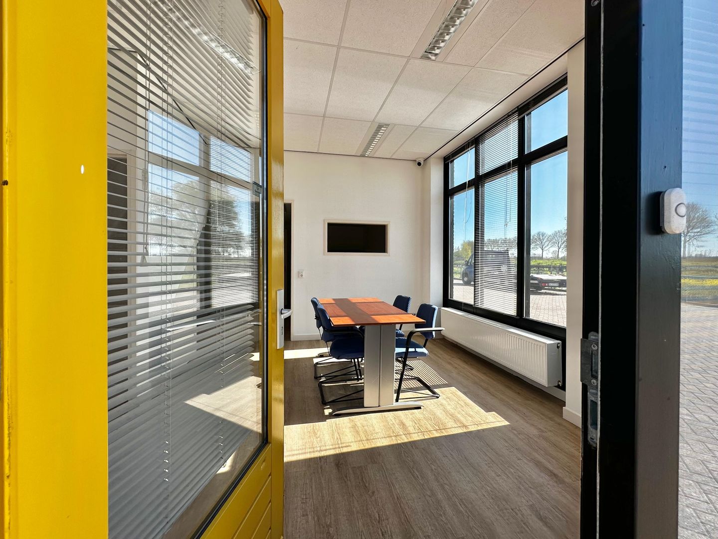 Bekijk foto 4 van Ambachtsweg 11-M