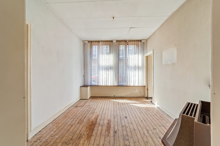 Photo 2 of Burgemeester van der Werffstraat 117