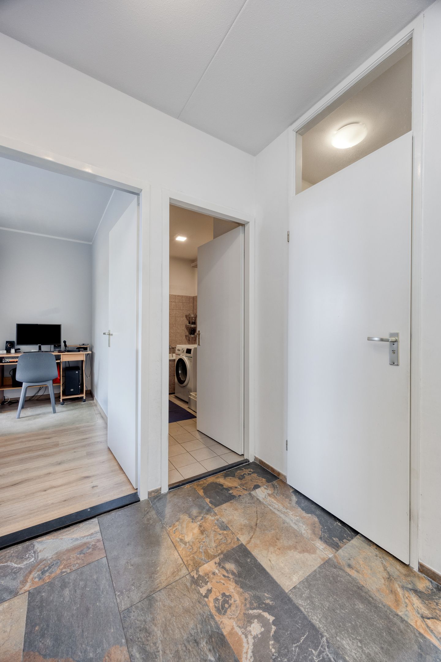 Photo 21 of Strevelsweg 203