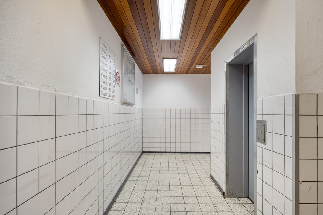 Photo 23 of Strevelsweg 203