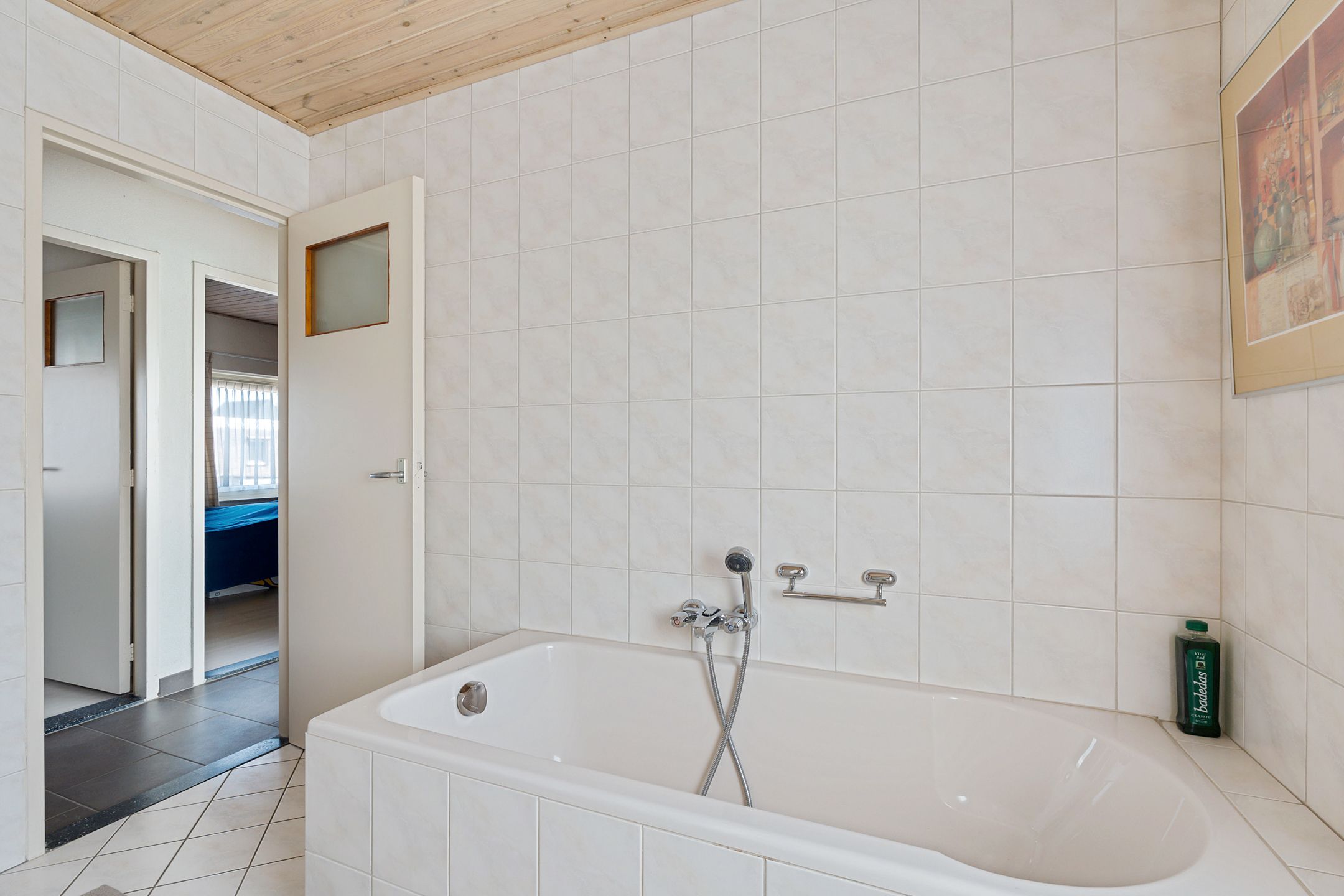 Semi-detached home with garage near Oss center — 27