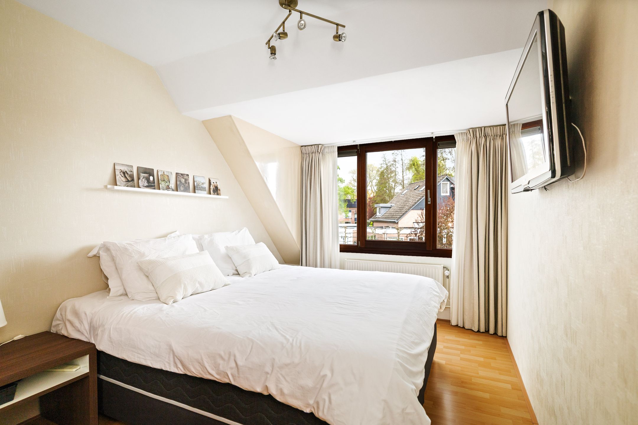 Foto 27 van Offenbachstraat 7