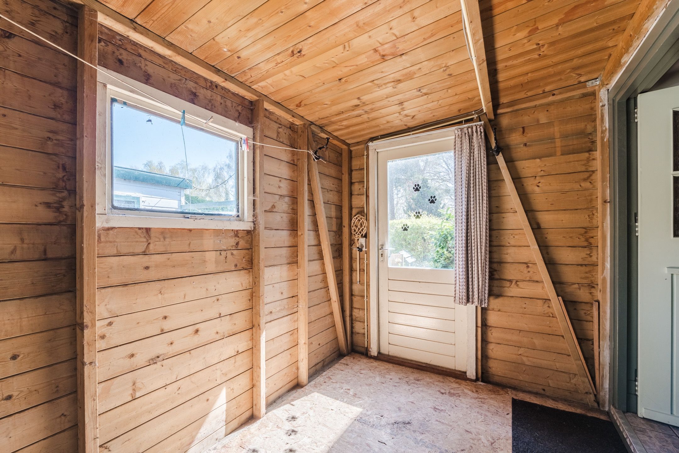 Characterful semi-detached home on generous 1,045 m² plot in rural Stadskanaal — 18