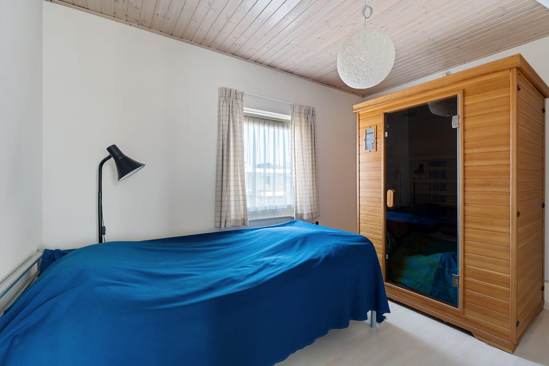 Semi-detached home with garage near Oss center — 22