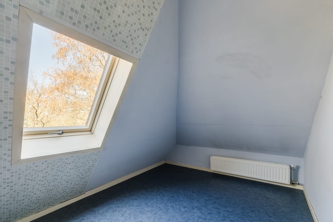 Characterful semi-detached home on generous 1,045 m² plot in rural Stadskanaal — 26