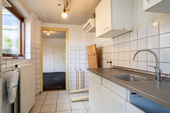 Hoekwoning te koop: Everhardt van der Marckstraat 16, Enschede