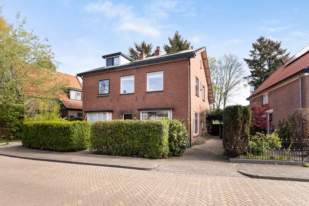 Foto 1 van Burglaan 8