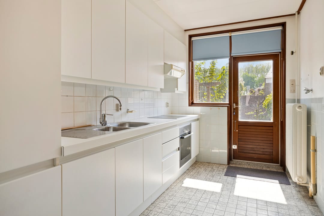 Detached house with garage and south-facing garden in quiet Aardenburg neighborhood — 13