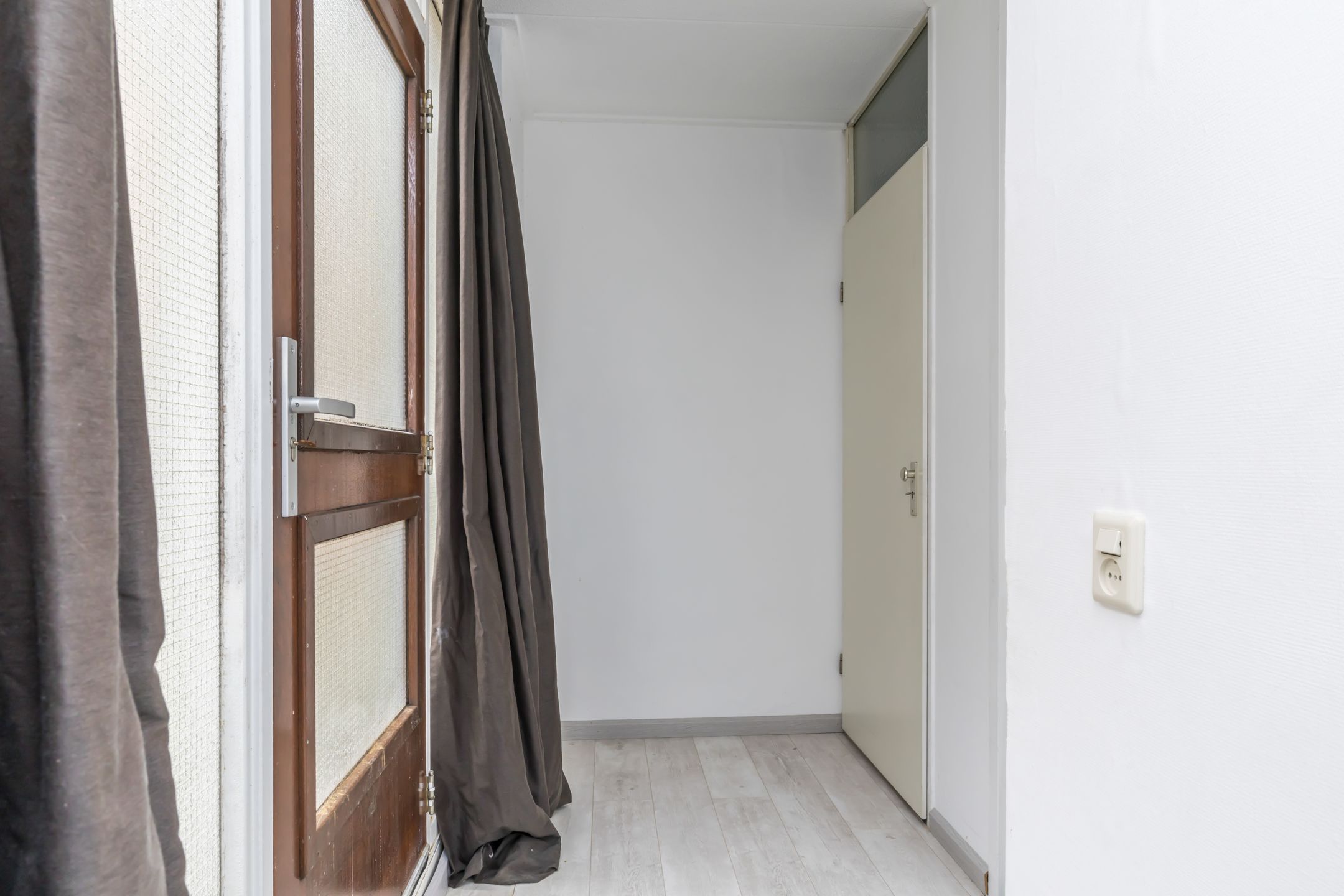 Foto 24 van Sint Teunisstraat 33-B