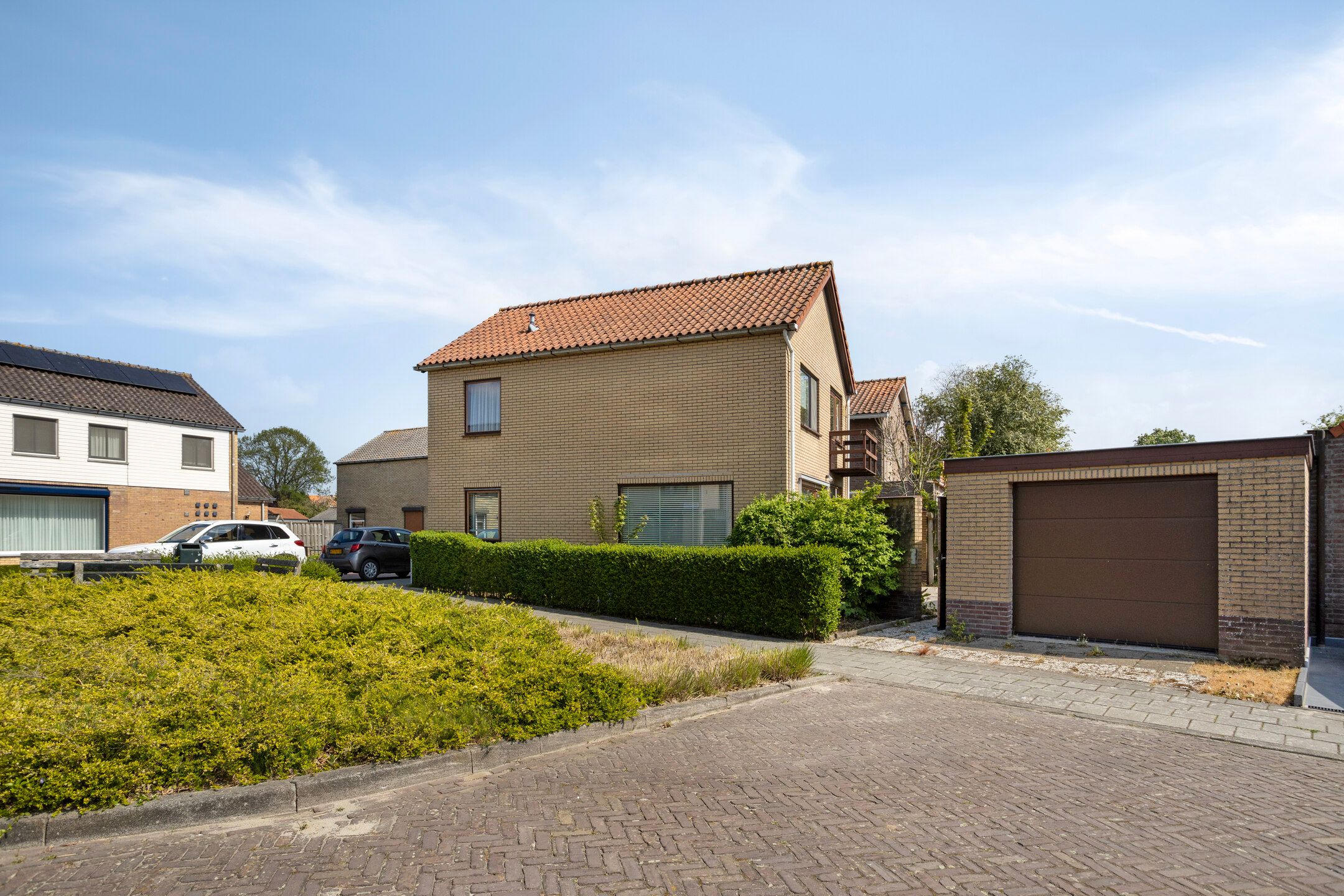 Detached house with garage and south-facing garden in quiet Aardenburg neighborhood — 27