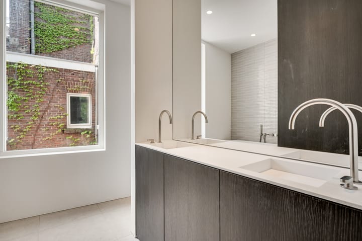 Photo 4 of Brusselsestraat 129-A01