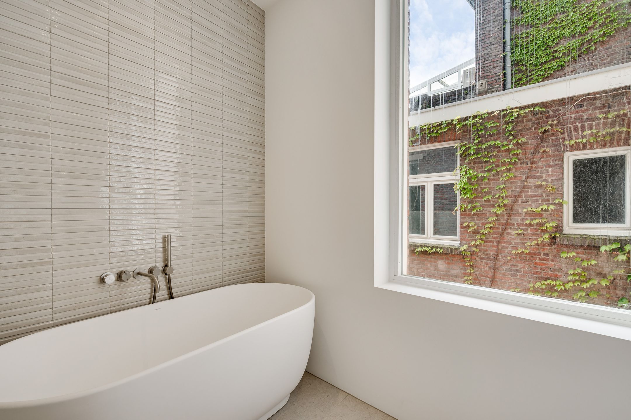 Photo 18 of Brusselsestraat 129-A01