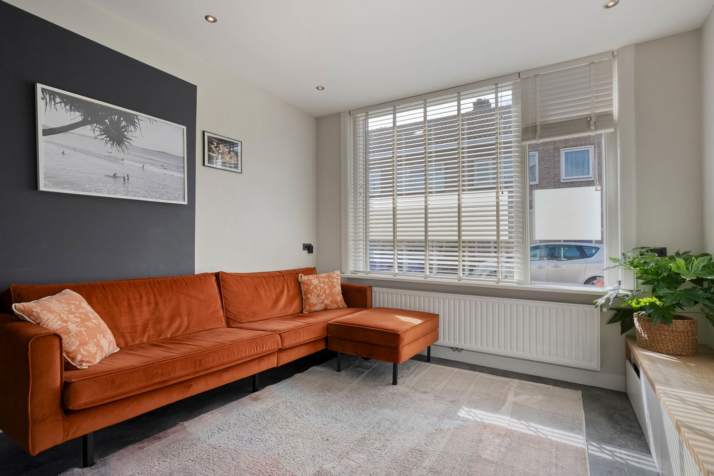 Photo 14 of Leliestraat 57