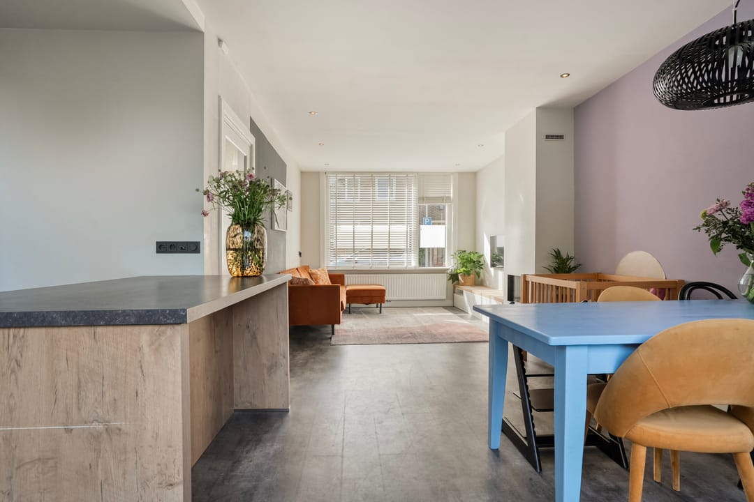 Photo 17 of Leliestraat 57