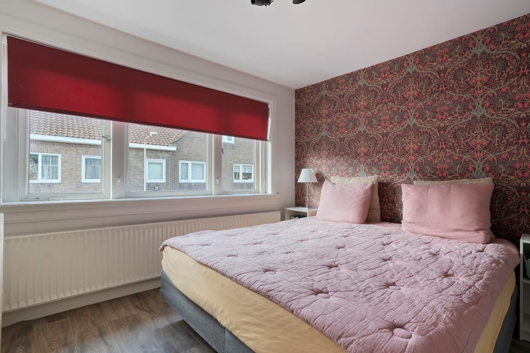 Photo 23 of Leliestraat 57