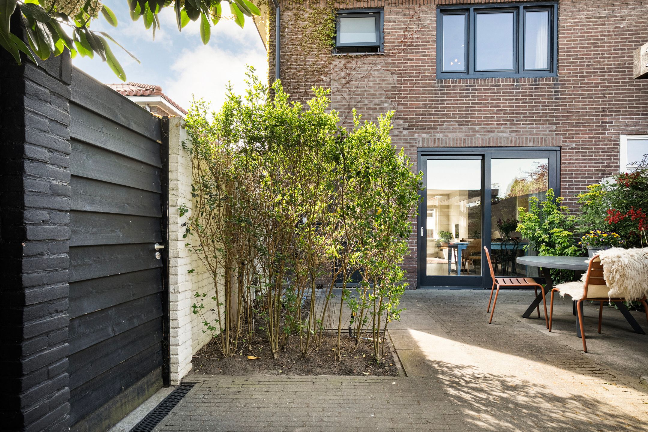 Photo 36 of Leliestraat 57