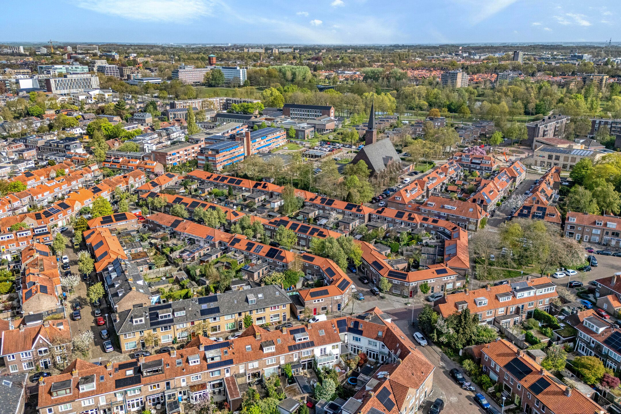 Photo 3 of Leliestraat 57