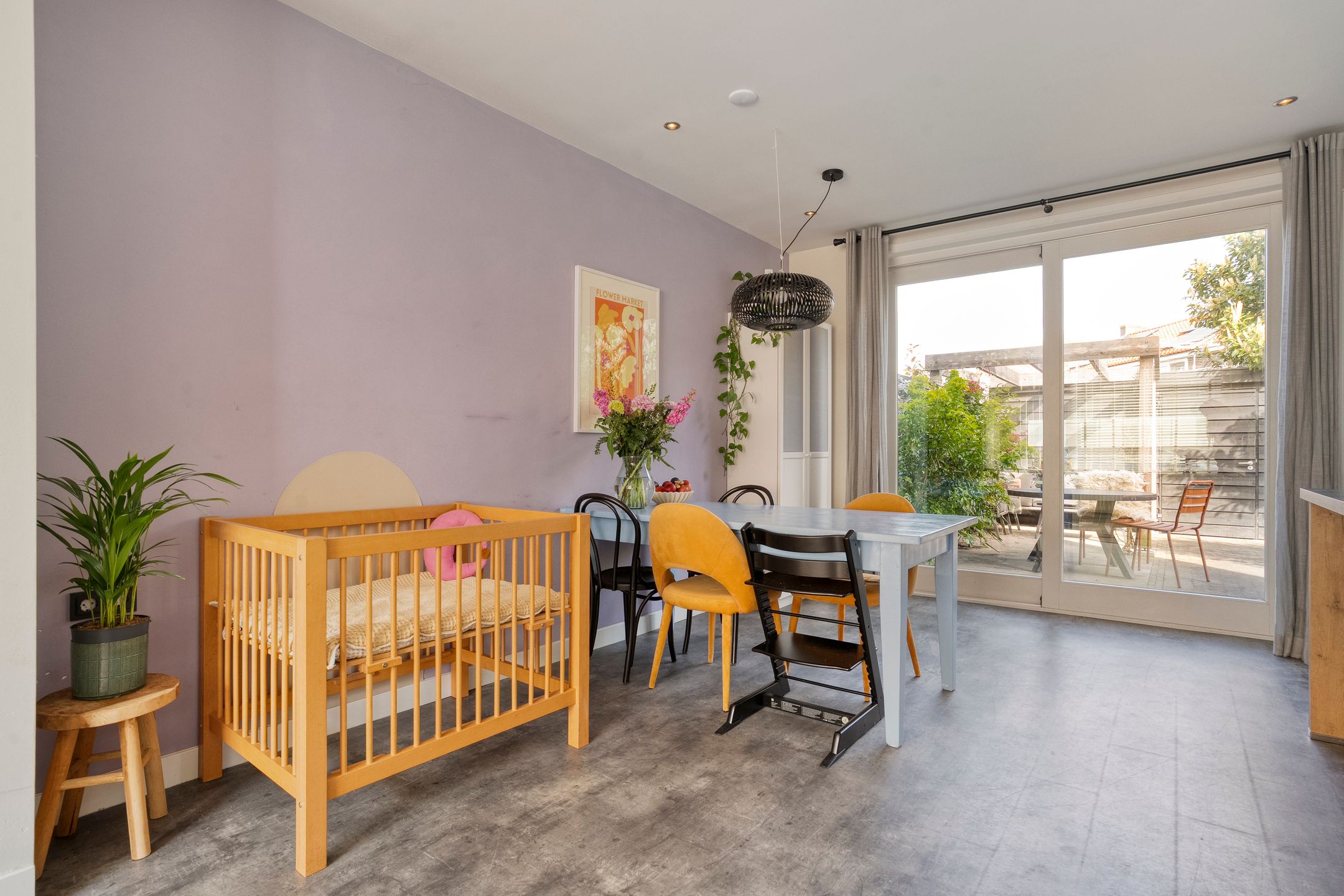 Photo 15 of Leliestraat 57