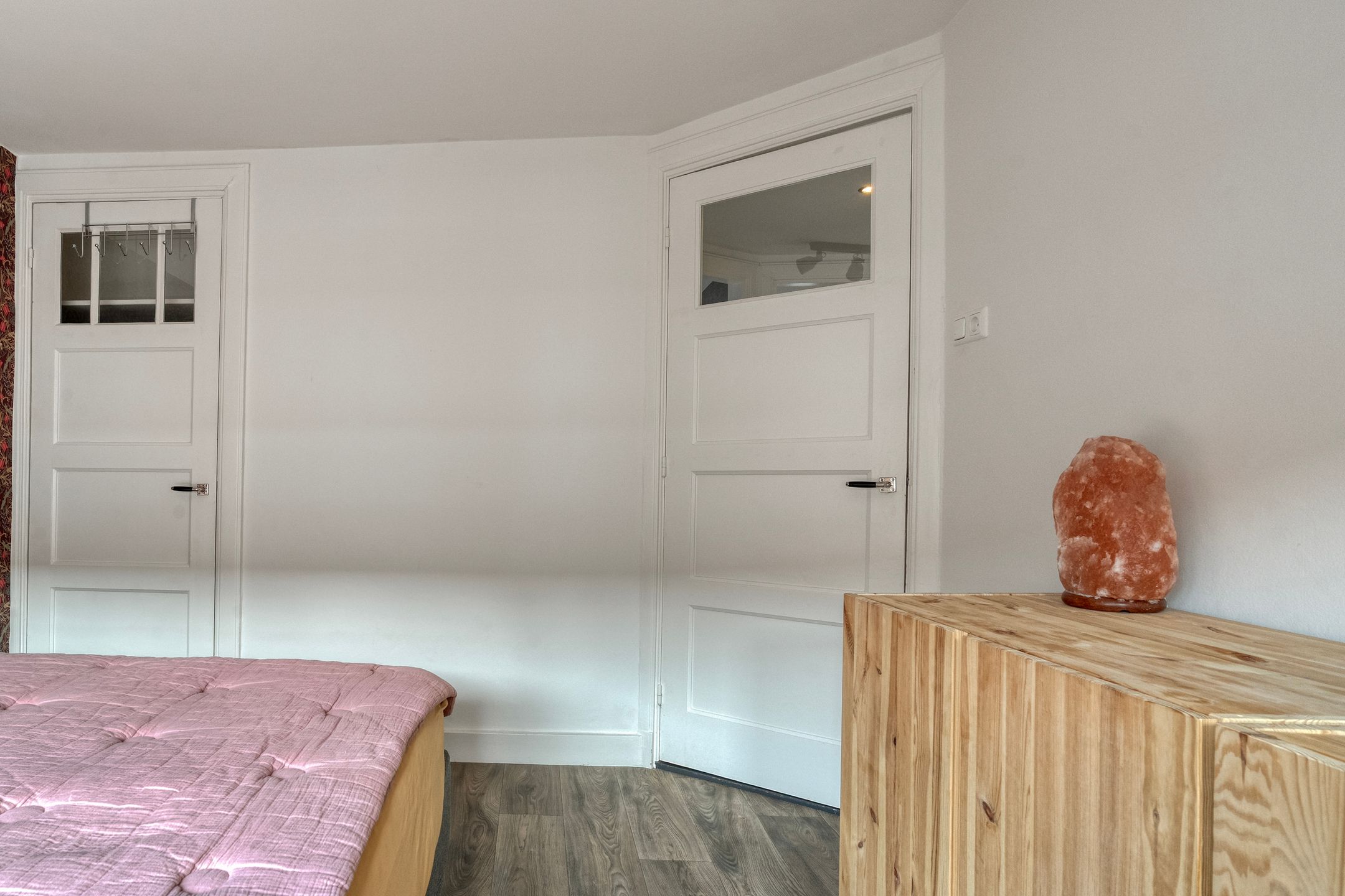 Photo 24 of Leliestraat 57