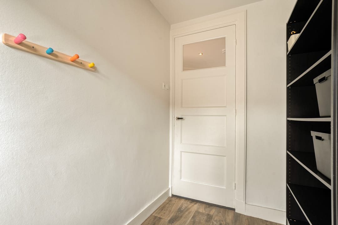 Photo 28 of Leliestraat 57