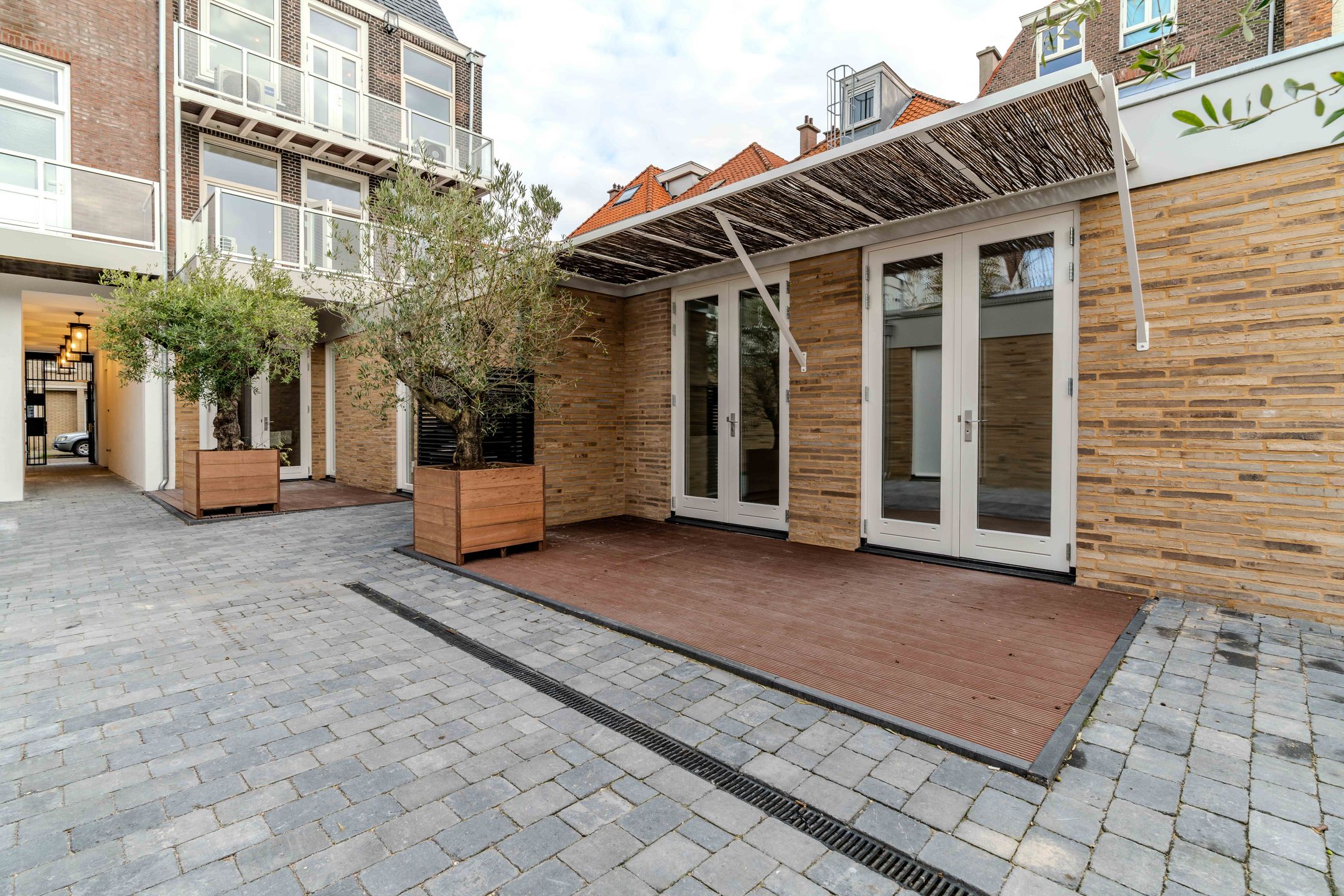 Photo 3 of Westerbaenstraat 2-B