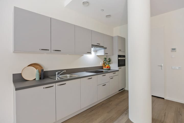 Photo 5 of Wilhelminaplein 26-F