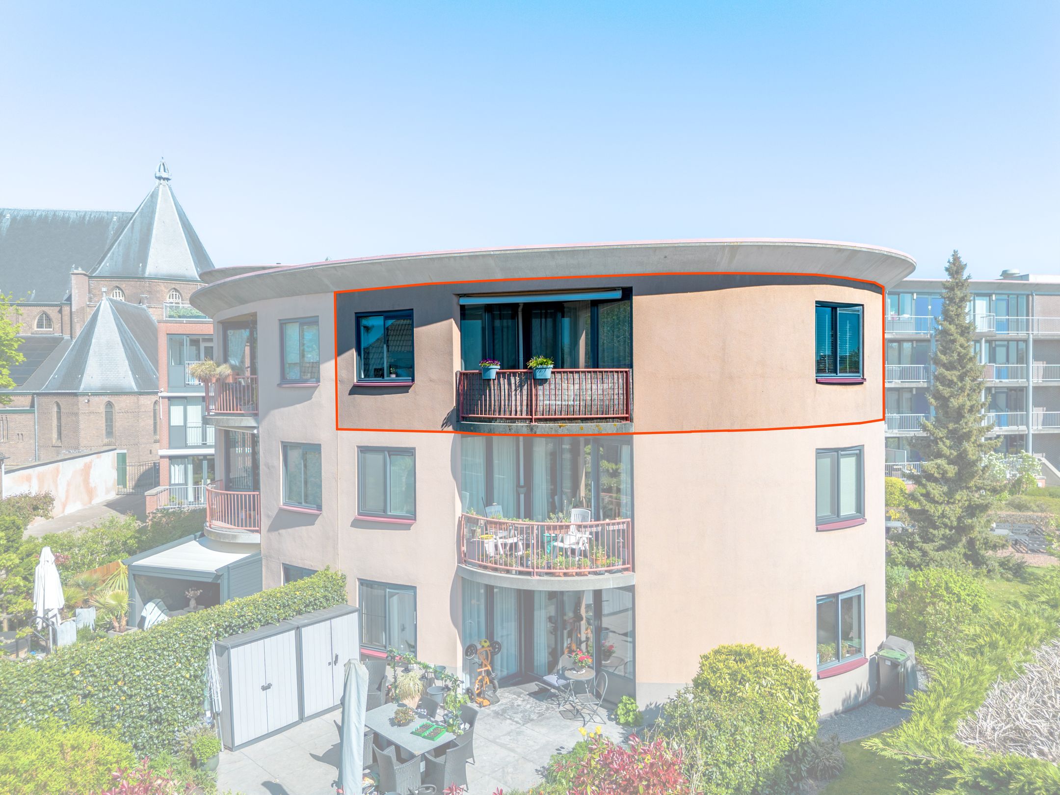 Dr. P.J.H. Cuypersplein 3- 3 5