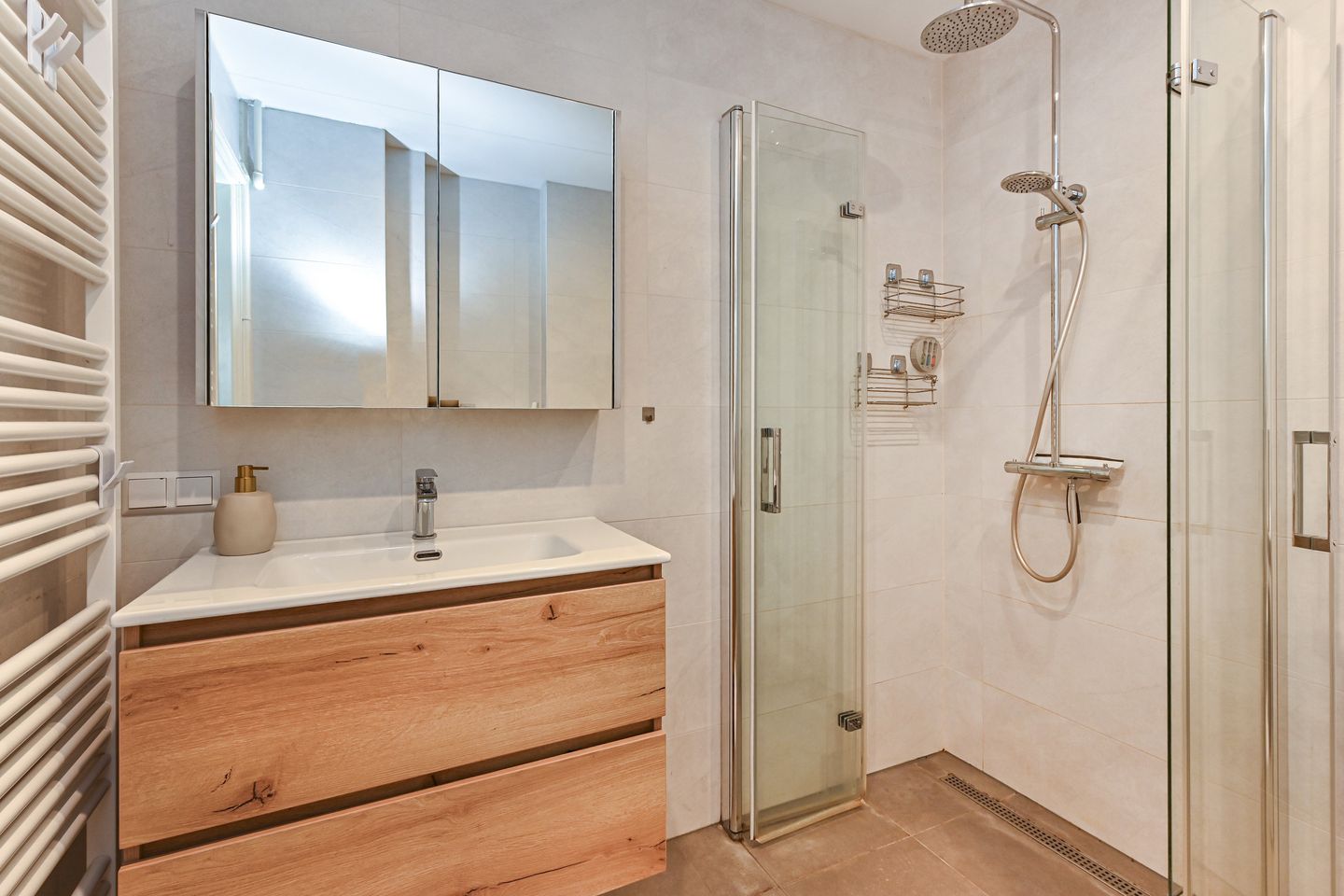 Foto 25 van Leersumstraat 37