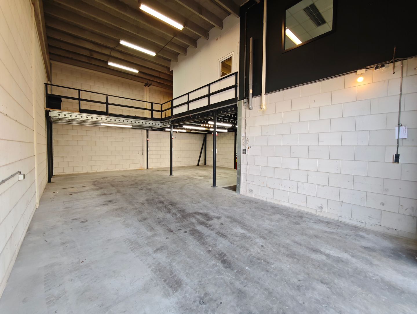 View photo 3 of Everdenberg 113