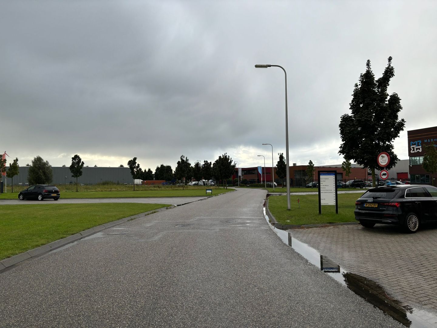 View photo 5 of Eckertstraat 13-D