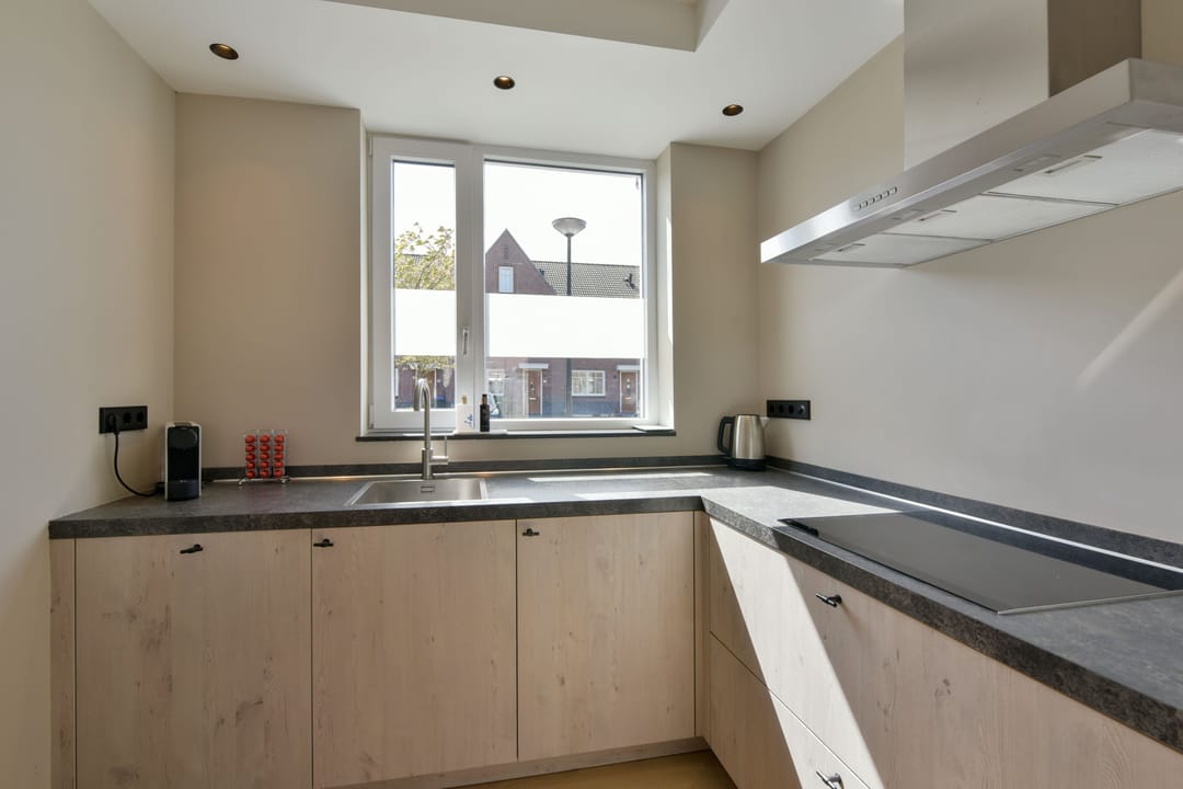 Photo 13 of Mandenmaker 33