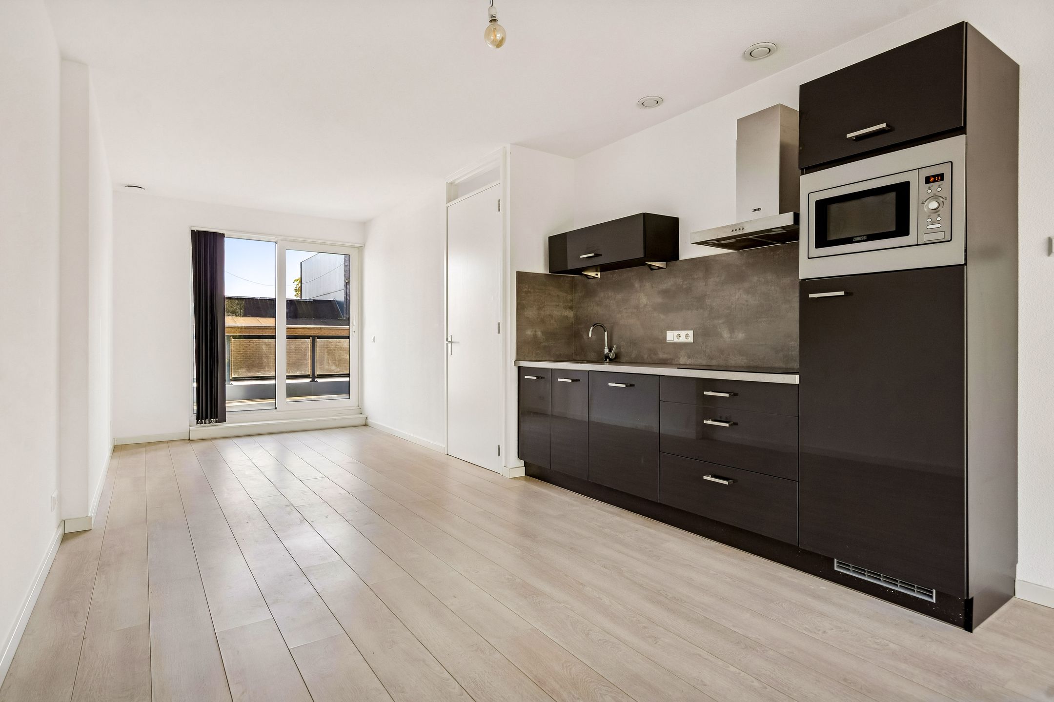 Foto 6 van Amsterdamsestraatweg 797-B