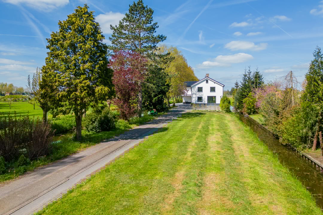 Photo 2 of Driemolensweg 4