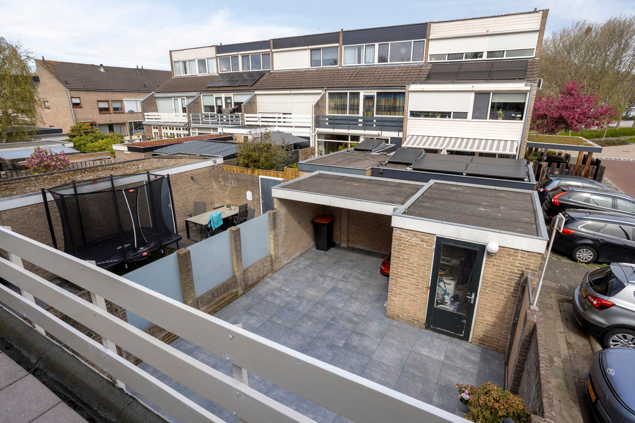 Spacious corner home with four bedrooms in family-friendly Rijnsburg neighborhood — 15