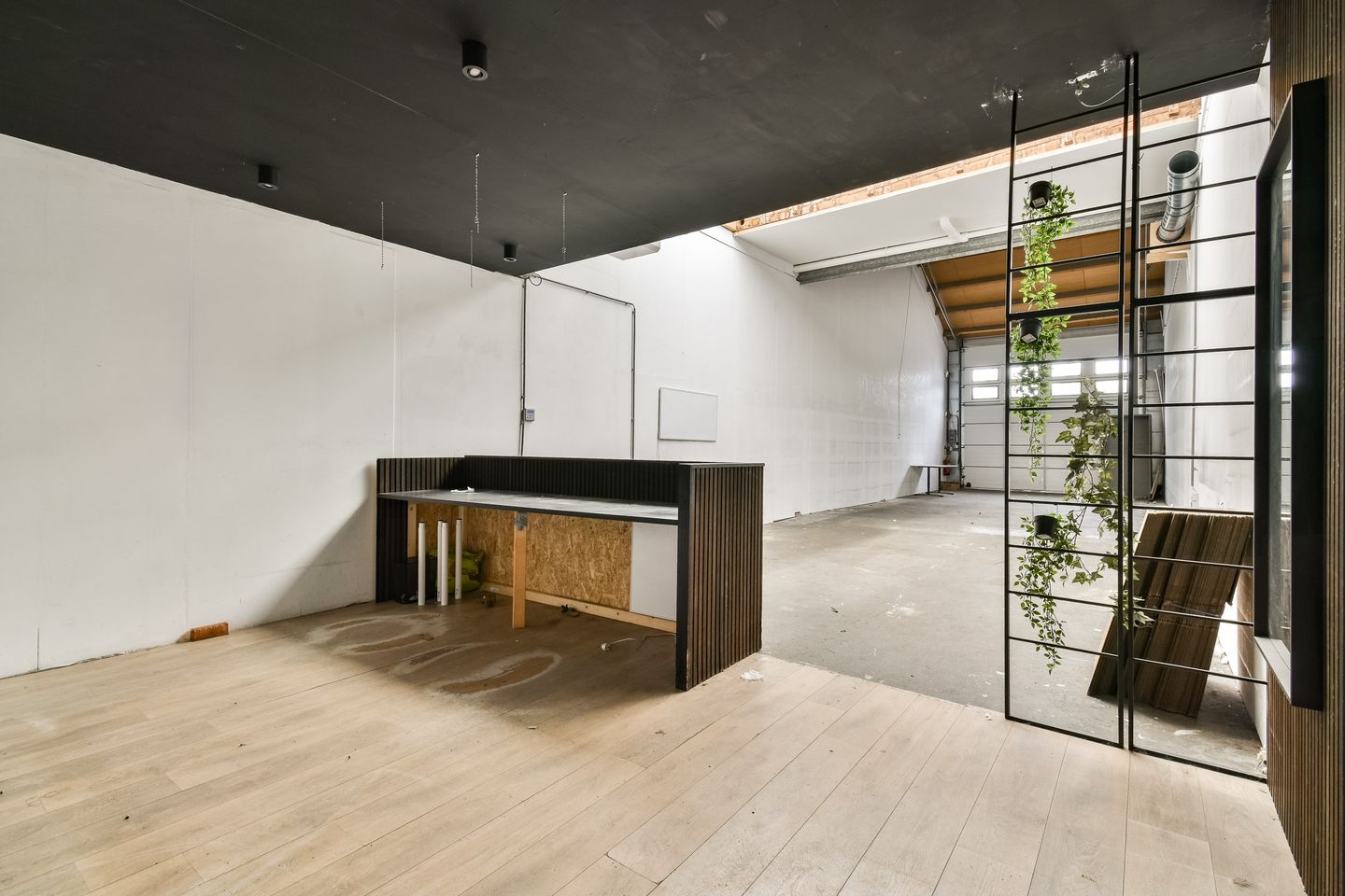 View photo 5 of Zuideinde 74-A