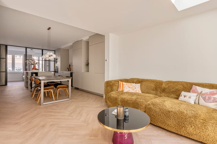 Foto 2 van Van Spilbergenstraat 41-H