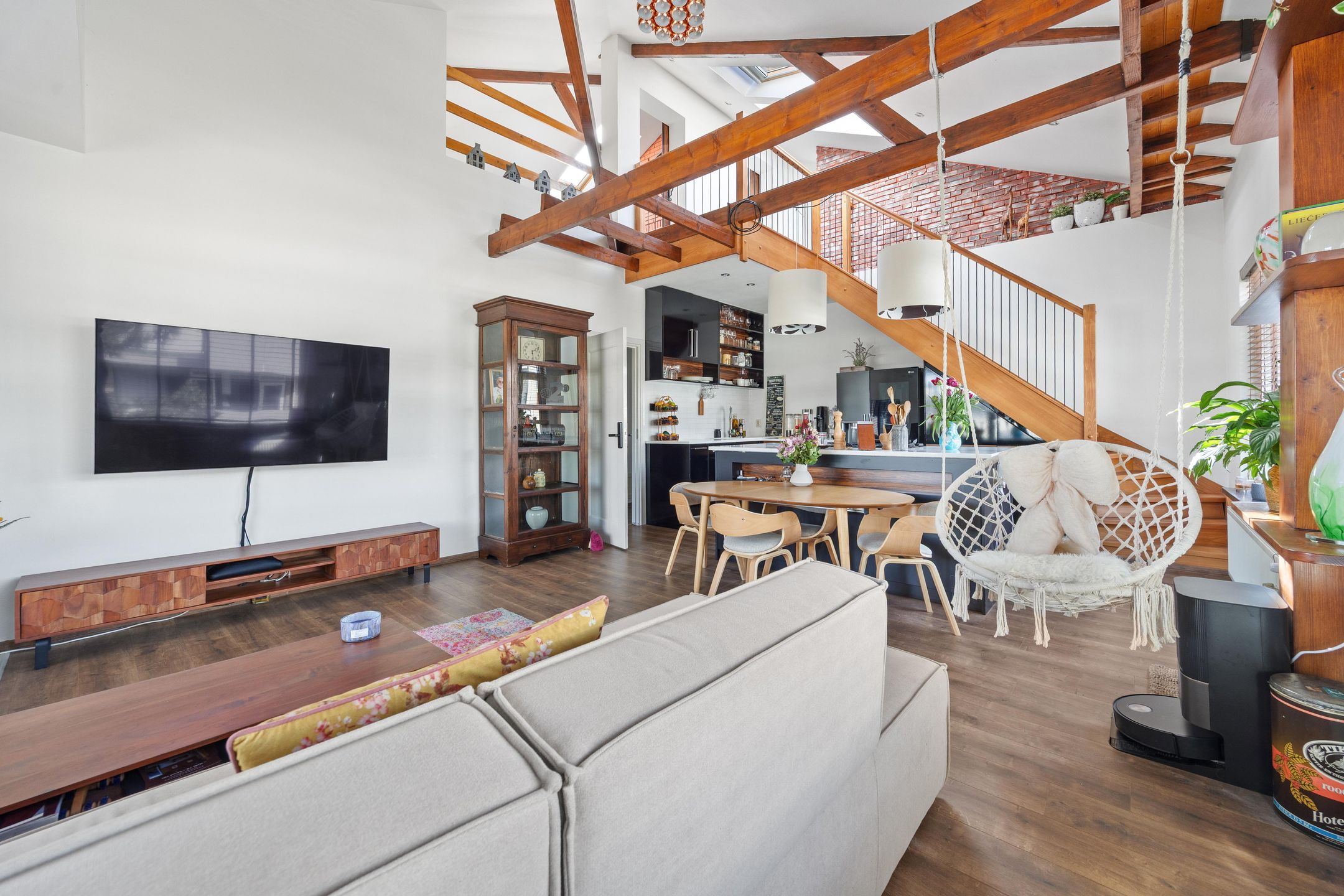 Foto 9 van Van Neckstraat 135