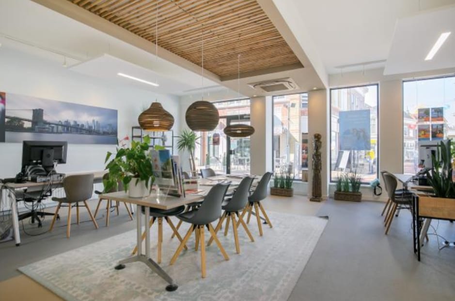 View photo 3 of Weemstraat 6-8