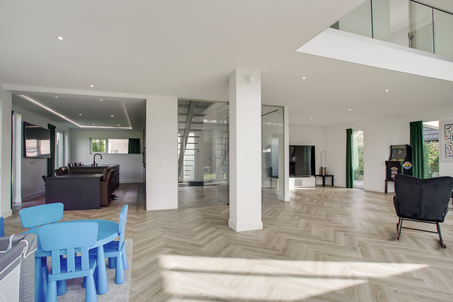 Foto 19 van Maasdamstraat 22-B