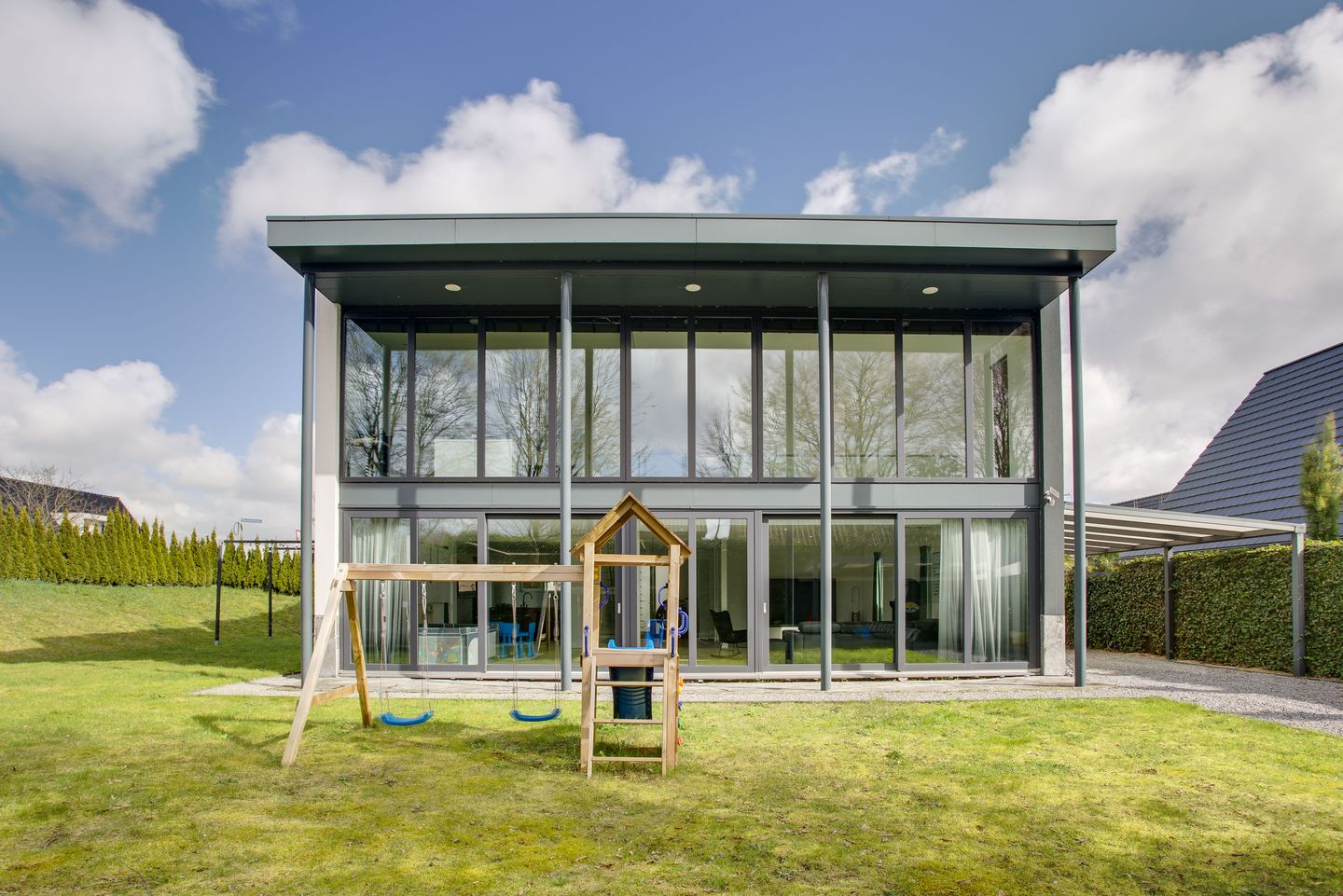 Foto 55 van Maasdamstraat 22-B