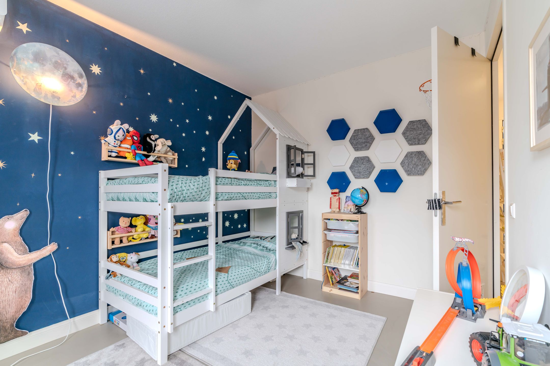 Foto 42 van Graaf Floriskade 68